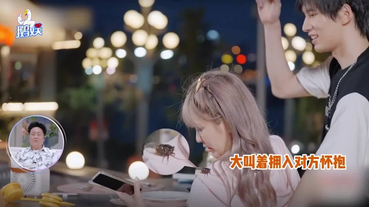 重庆一男子在乘坐地铁时，偷拍女乘客被发现后拒不承认，男子会被如何处罚？游戏画面